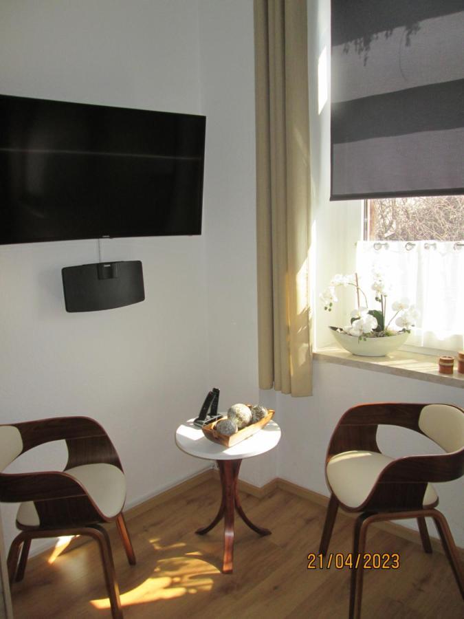 Zentrale-Ruhige Ferienwohnung Райхенбах-ім-Фогтланд Екстер'єр фото